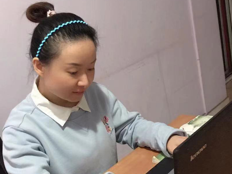 童海琼